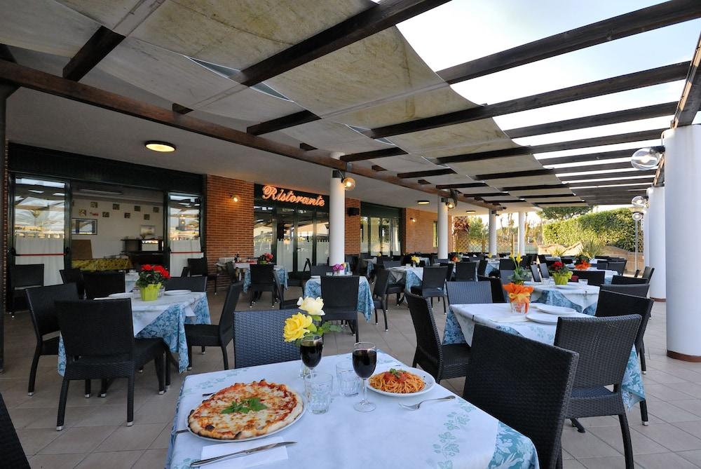 Villaggio Turistico La Cecinella Marina di Cecina Dış mekan fotoğraf