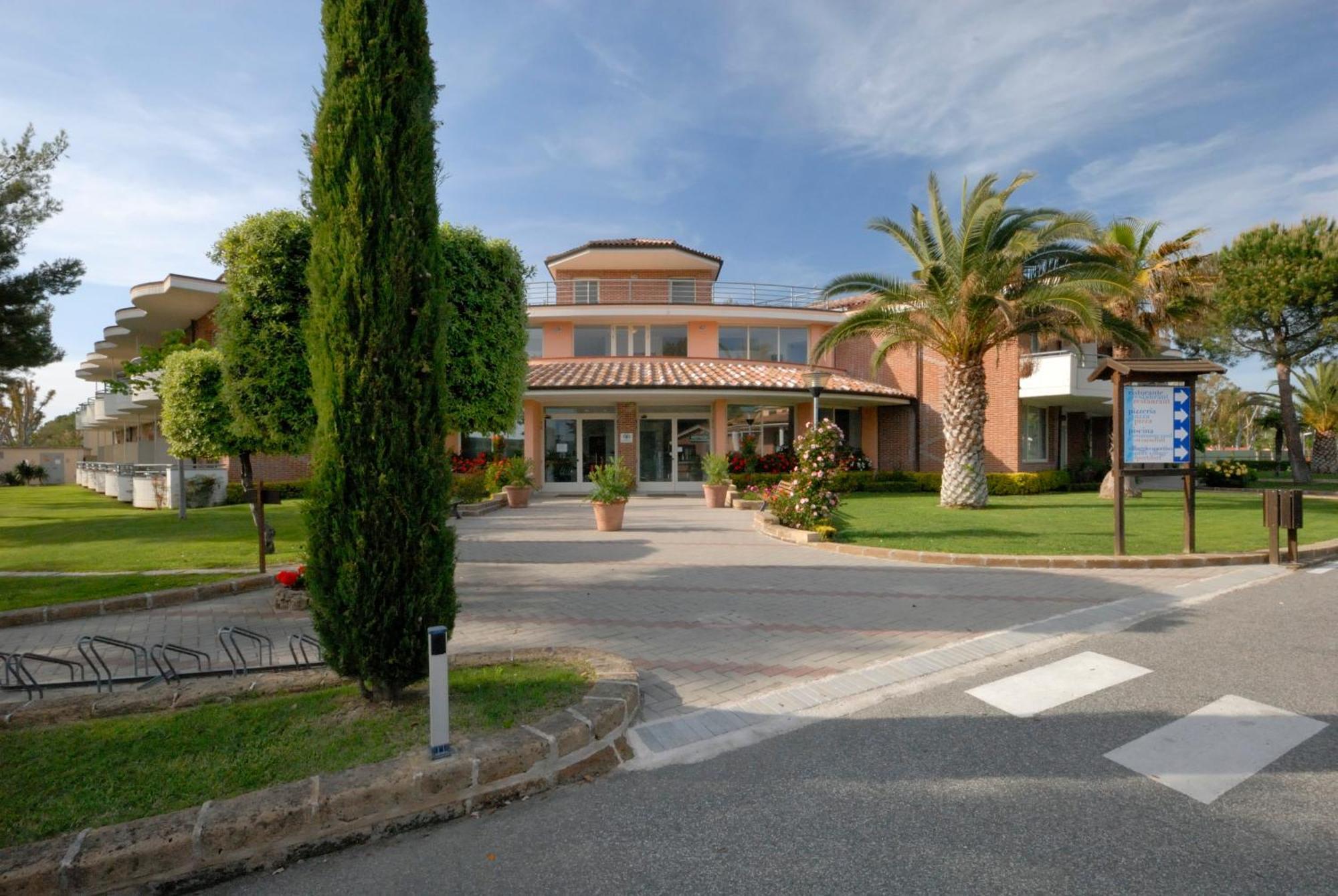 Villaggio Turistico La Cecinella Marina di Cecina Dış mekan fotoğraf